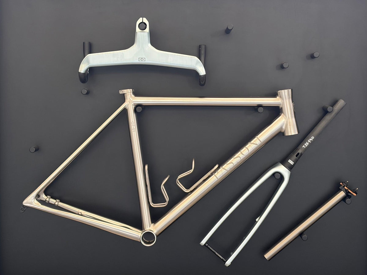 Passoni OT-01 Omni Titanium Frame